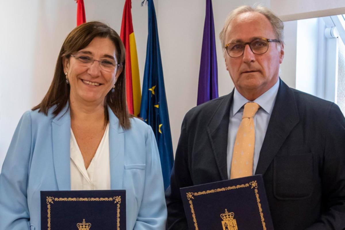 El representante de VOX anunció que renunciaba a su acta para centrarse en la política nacional