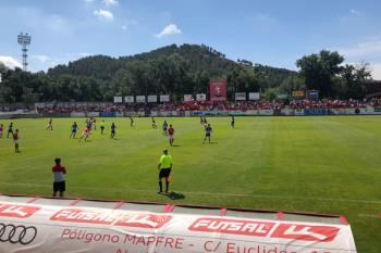 Los nuestros aún mantienen las esperanzas de ascender tras el 1-1 en el Val