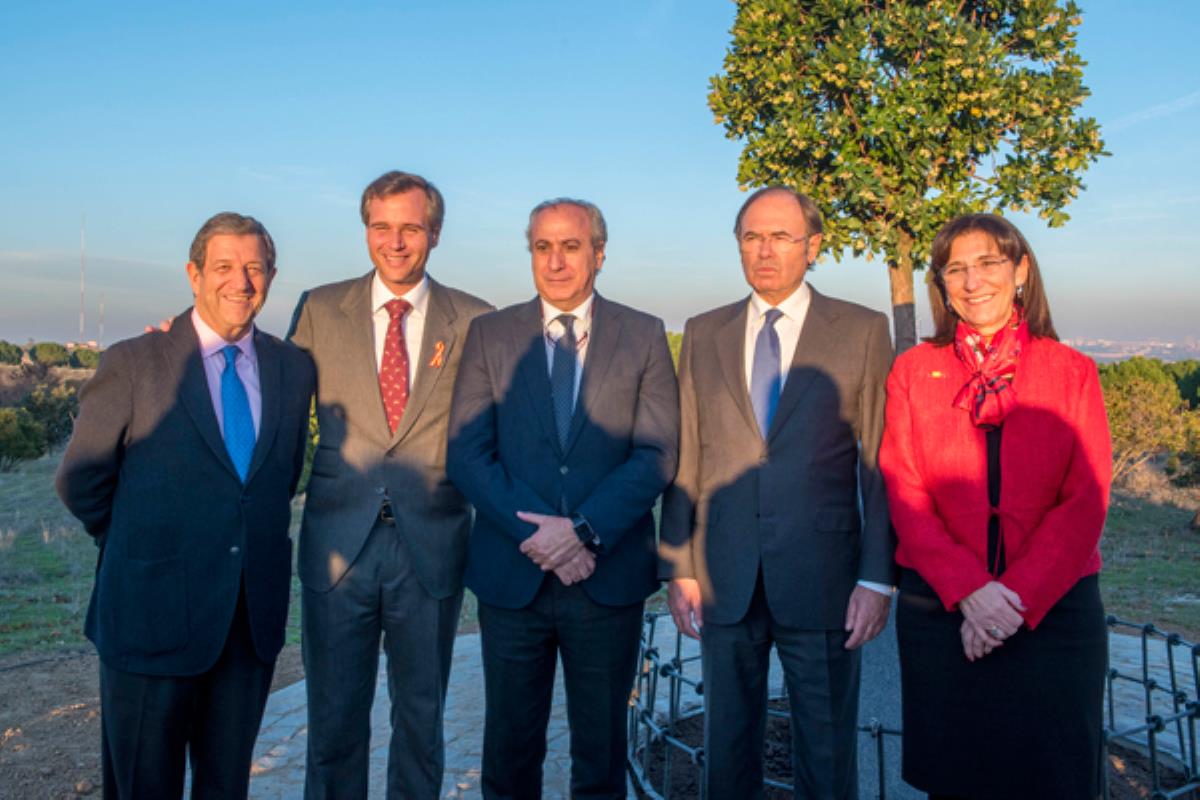 El presidente del Senado, Pío García Escudero, estuvo presente en el acto