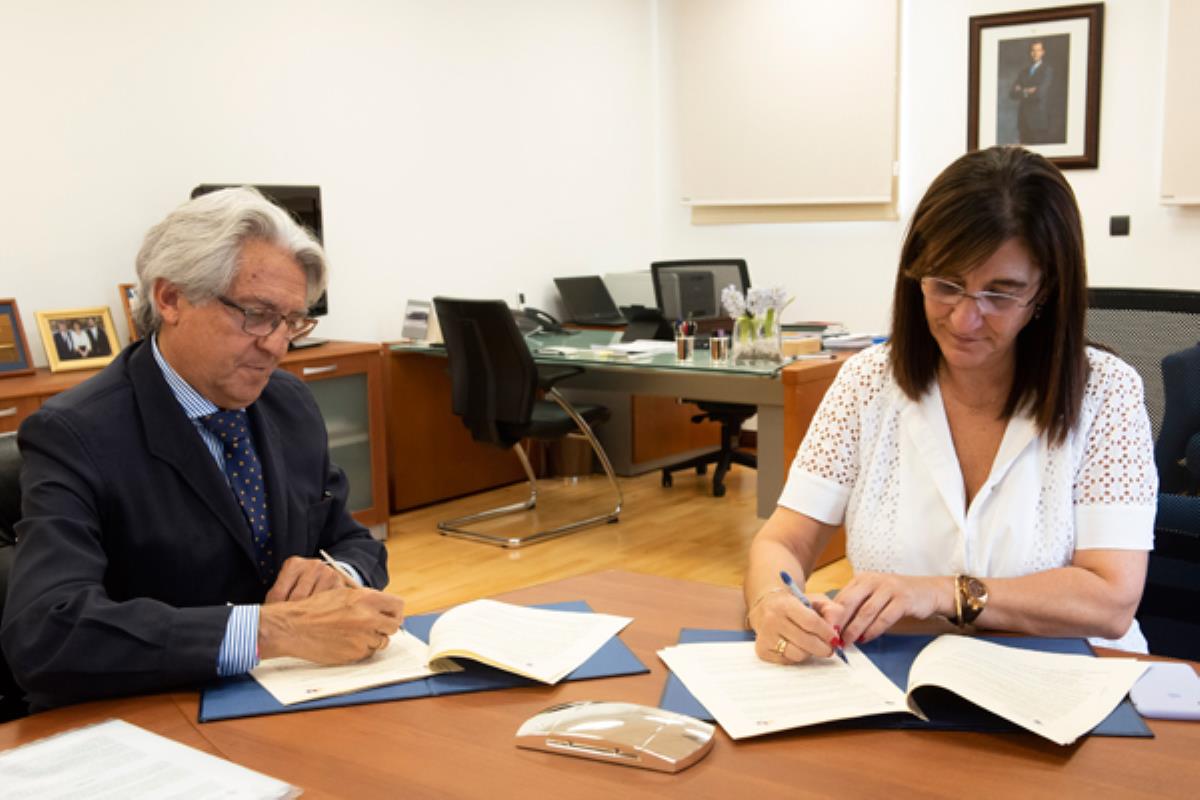 El consistorio ha renovado su convenio de colaboración con la Asociación de Familiares de Enfermos de Alzheimer
