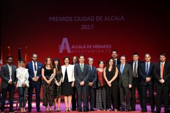 Joseph Pérez ha sido galardonado con el Premio Ciudad de Alcalá de las Artes y las Letras 2017