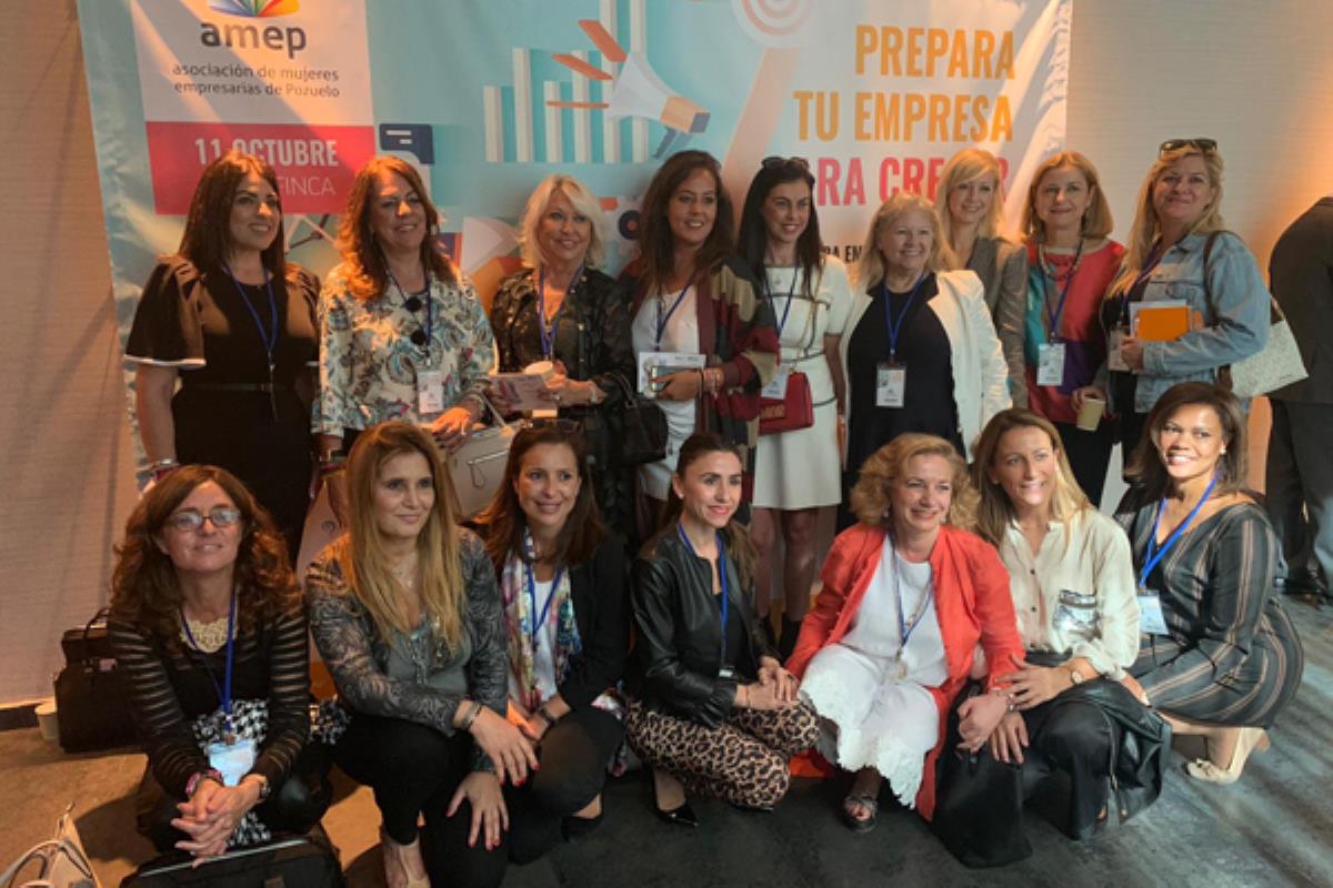 Esta primera jornada ha contado con la presencia de diferentes personalidades y profesionales