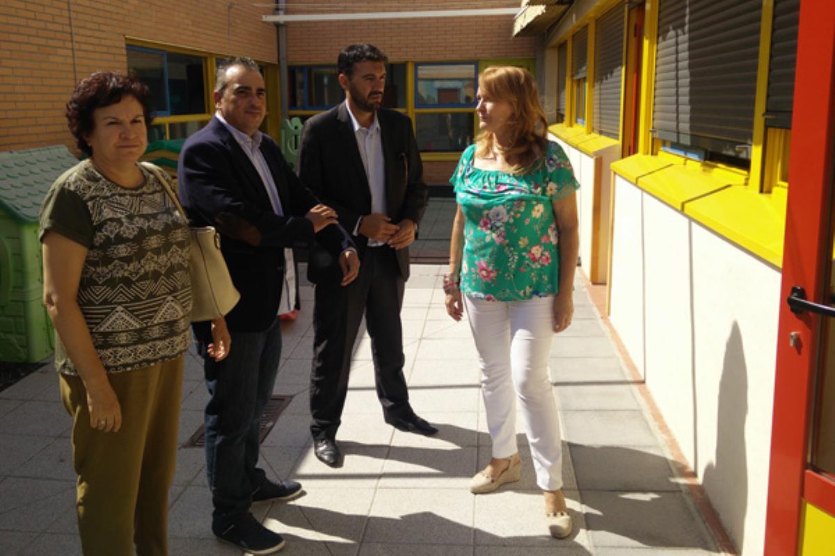 El alcalde ha visitado los centros y se ha reunido con los equipos directivos