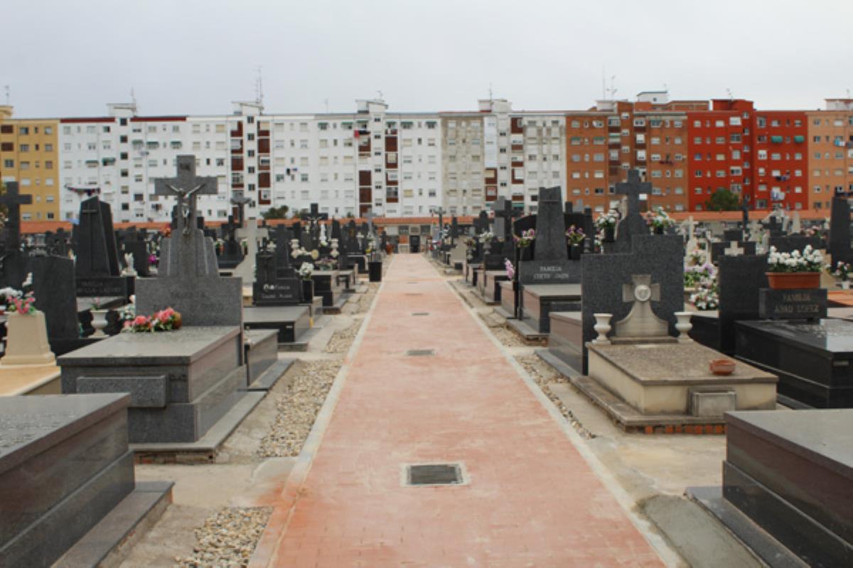El lavado de cara del cementerio ha supuesto una inversión de 234.422,85 euros