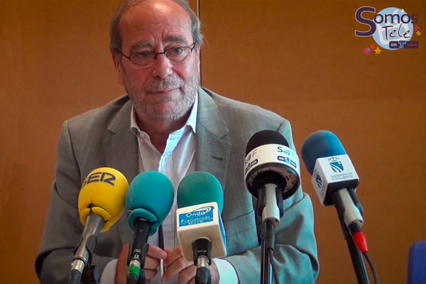 El segundo día de Fiestas nos trae el desfile de peñas y el castillo de fuegos artificiales