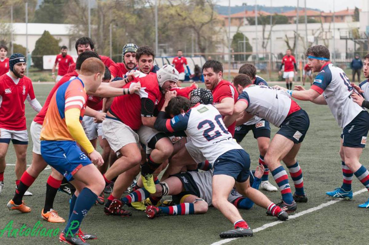 El conjunto rojillo se lo jugará todo en la última jornada tras caer ante Liceo Francés