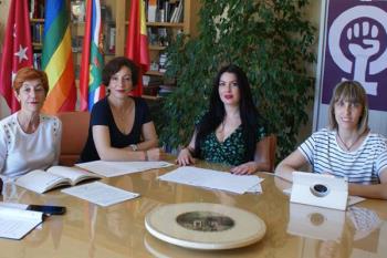 Desde esta formación se ha tachado estas acciones como "privilegios de la casta política"