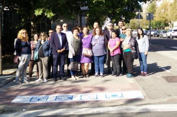 La iniciativa, materializada en 58 pasos de cebra, apuesta por una ciudad accesible e igualitaria