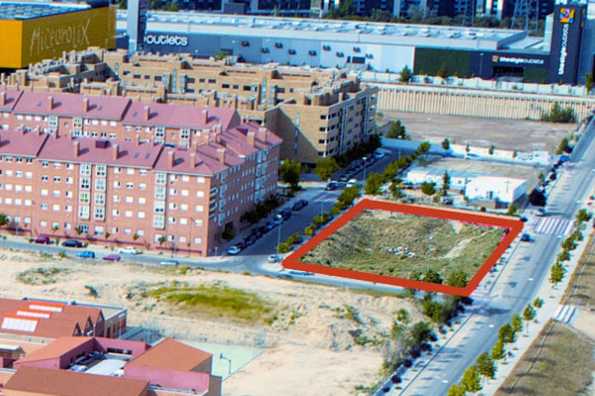 Según la Comunidad de Madrid, la construcción del centro no tendría lugar hasta el año 2021