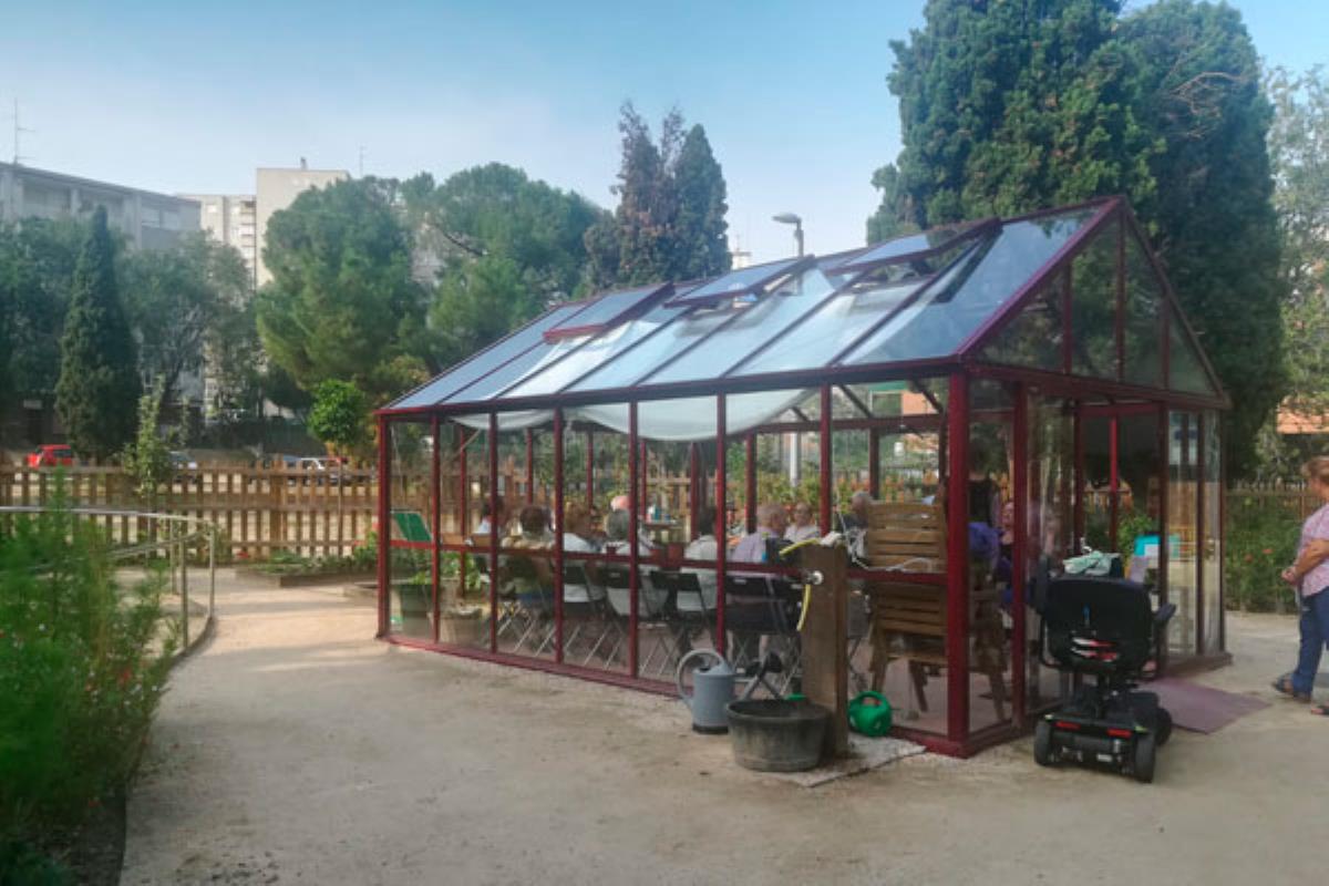 La iniciativa desarrollada en el Jardín Terapéutico, parte del programa de Teleasistencia domiciliaria