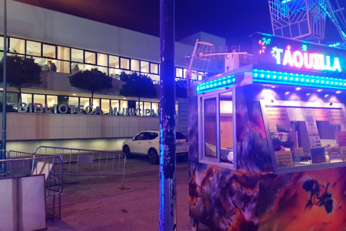 Debido a las quejas de los estudiantes usuarios de la Biblioteca Municipal Universitaria ESIC