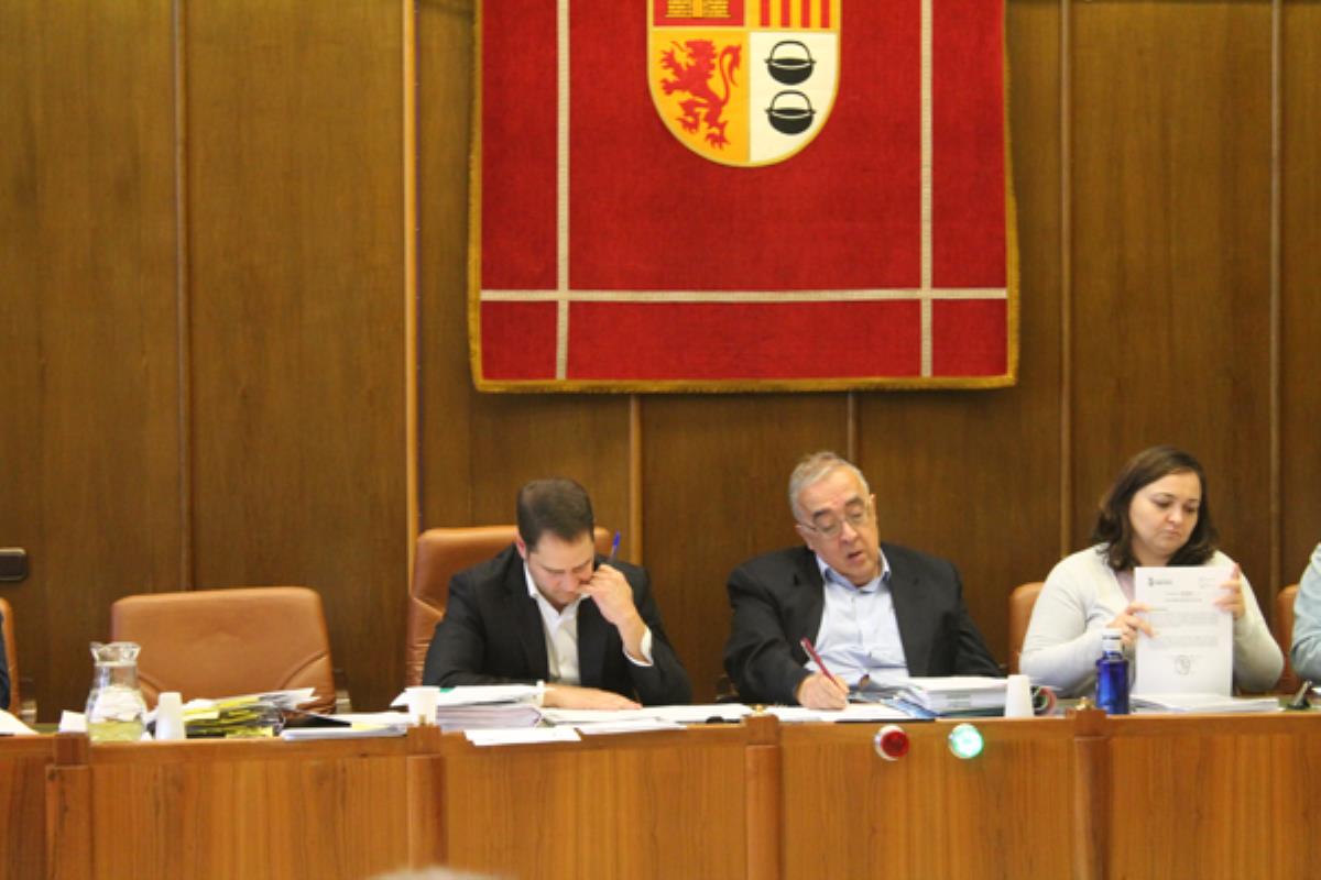 La oposición voto en contra de los presupuestos presentados por el Gobierno Local