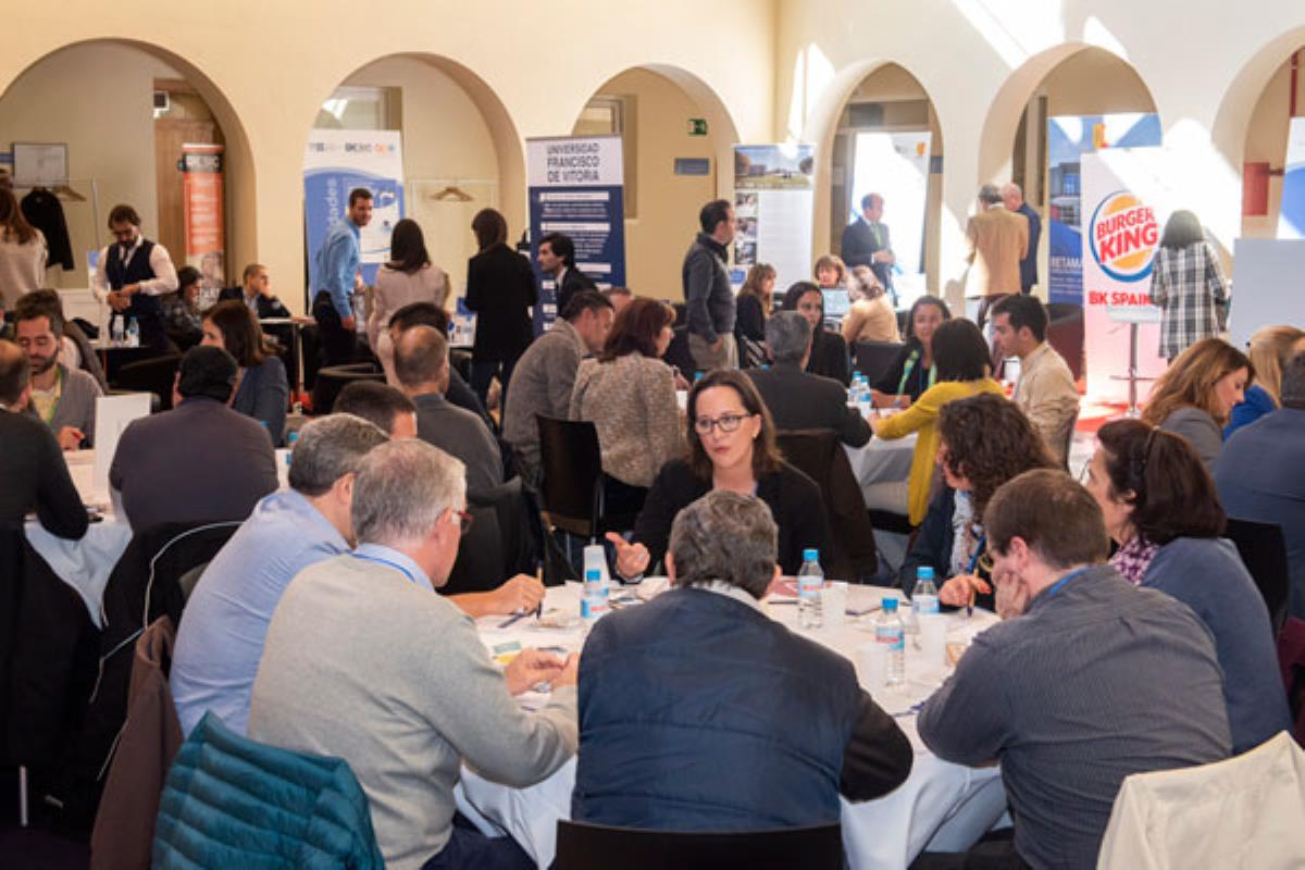 En el encuentro se dieron cita empresas y trabajadores demandantes de empleo