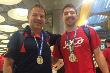 El seleccionador, Santiago Santos, también es alcalaíno