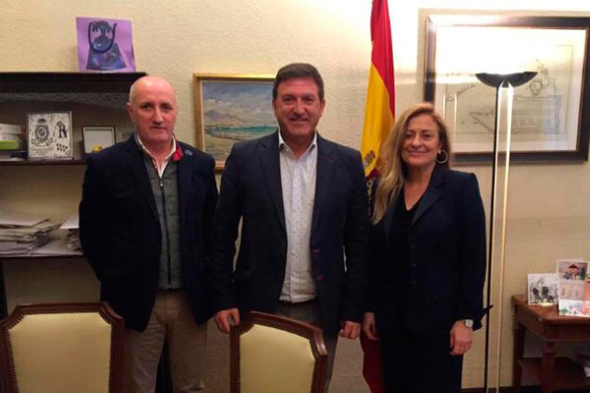 La guardia civil asegura que los responsables del calcinamiento de 60 contenedores son menores