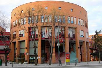 Gonzalo Javier Díaz Tomasich, candidato de Más País, cobra como edil en Collado y como asesor en Coslada