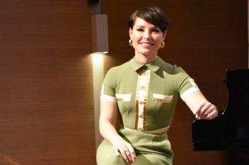 Soraya Arnelas calienta motores para el lanzamiento de 