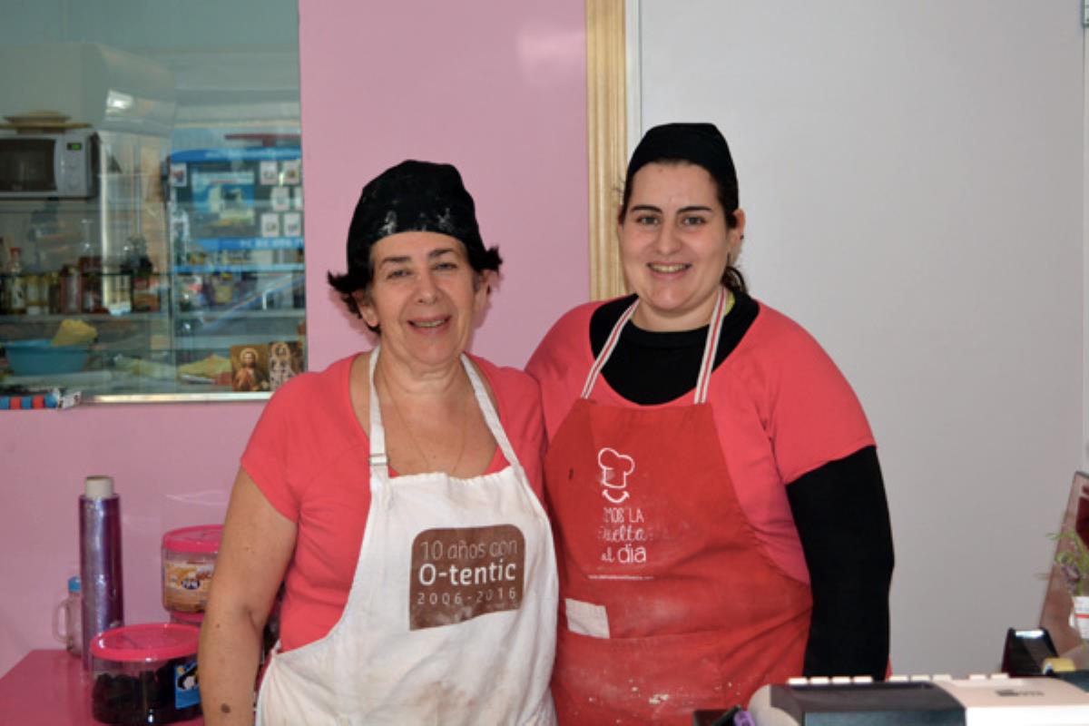 La pastelería se encuentra en la calle Miguel de Unamuno