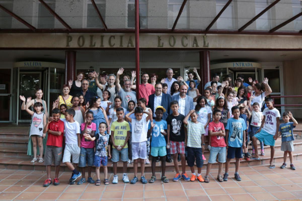 El programa 'Vacaciones en Paz' permite esta acogida, durante dos meses, por familias de la localidad