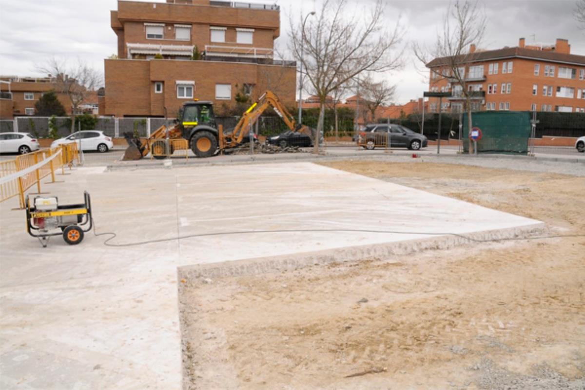 El obrero ha muerto a consecuencia de la caída de una viga de hormigón 