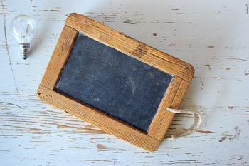 Nadia Weronika Brzostowicz ha recibido este galardón por su proyecto `Levitación acústica´