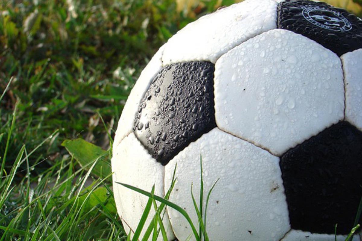 El Ayuntamiento ha adjudicado la construcción de la pista en este polideportivo del barrio del Sector III