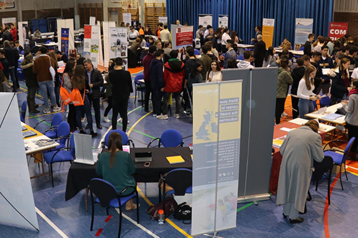 Villaviciosa de Odón se convirtió en punto de encuentro de las mejores universidades del mundo