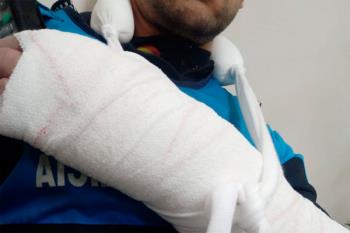 El agresor fue arrestado por atentado a agentes de la autoridad, además de por manipular surtidores sin vehículo