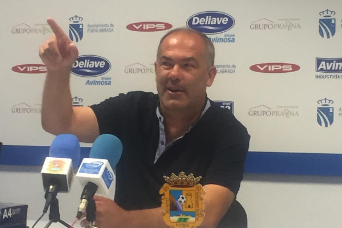 El técnico fuenlabreño habla en la previa del partido ante el Logroñes