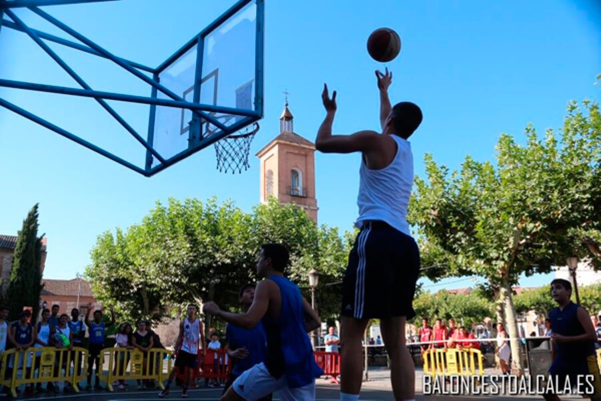 El 26 de agosto, en la Plaza de Cervantes, disfruta del mejor torneo de baloncesto 