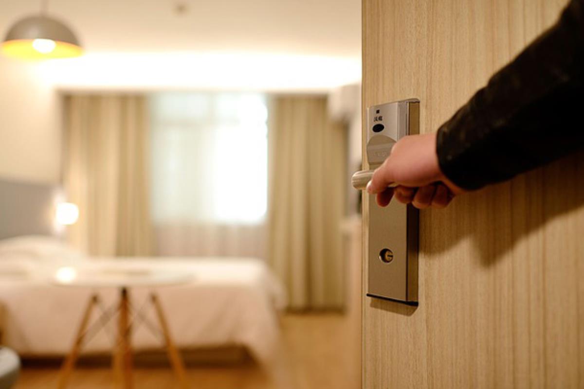 Randstad apunta que el turismo y la hostelería serán los sectores donde se genere más empleo