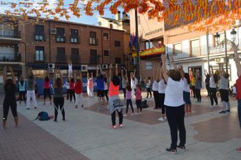Eva Senderos nos ayudó a disfrutar de nuestro cuerpo a través de los estiramientos