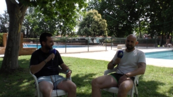 Hablamos con el concejal de deportes de Humanes en una entrevista de lo más veraniega