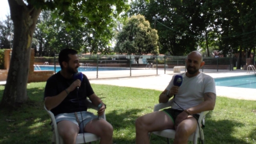 "A pie de piscina" con Roberto Caballero