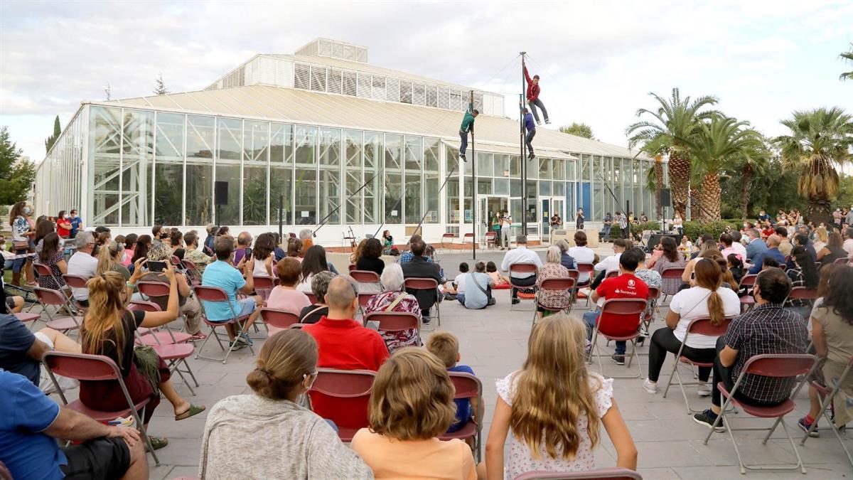 El municipio ha inaugurado la Escuela de Circo 'El Invernadero', próximo referente mundial en esta materia 