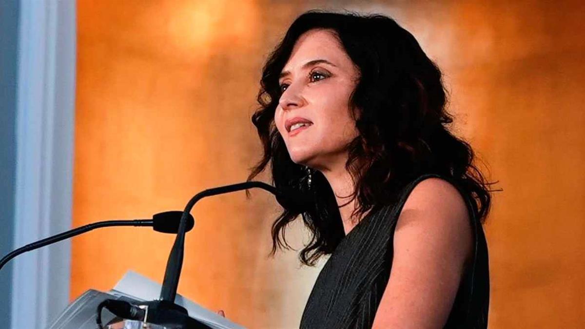 Ayuso celebra que la Real Academia de la Historia asocie el edificio a la Ilustración y no al franquismo