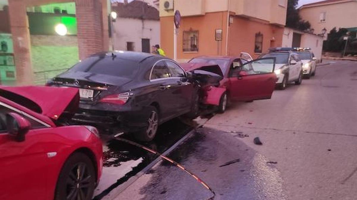 El pasado domingo 29 de octubre un conductor a la fuga provocó un accidente en la Plaza de España