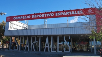 Diversos pabellones de centros educativos de la ciudad han entrado en situación de prealerta