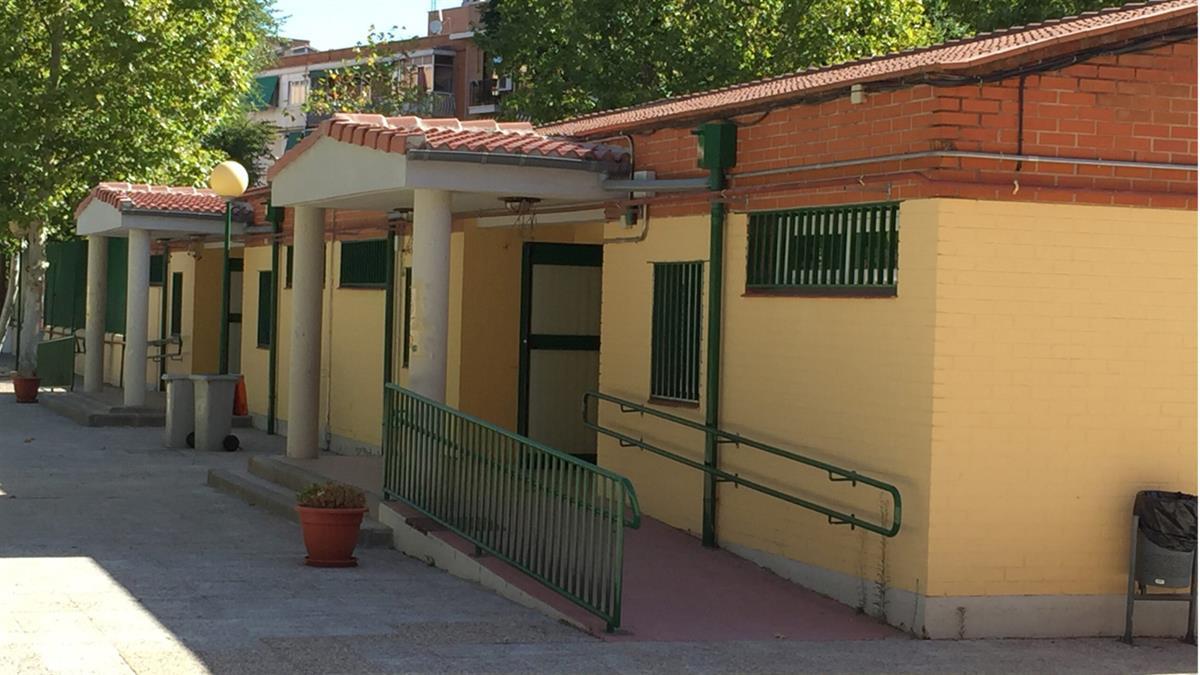 Con un presupuesto de 1,75 millones se mejorará el acceso al colegio con zonas verdes, calistenia, juegos infantiles, una pista de Pump Track y zona estancial
