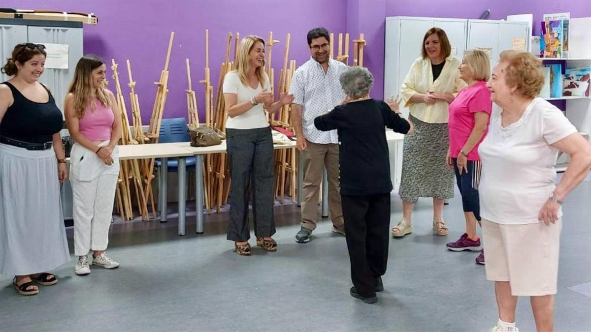 Participan más de 120 mayores del distrito