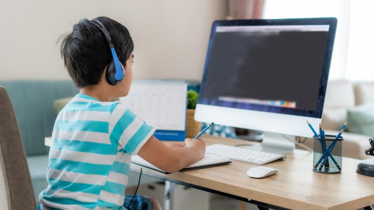 La Concejalía de juventud e Infancia ha elaborao un variado catálogo con actividades, cursos y talleres gratuitos