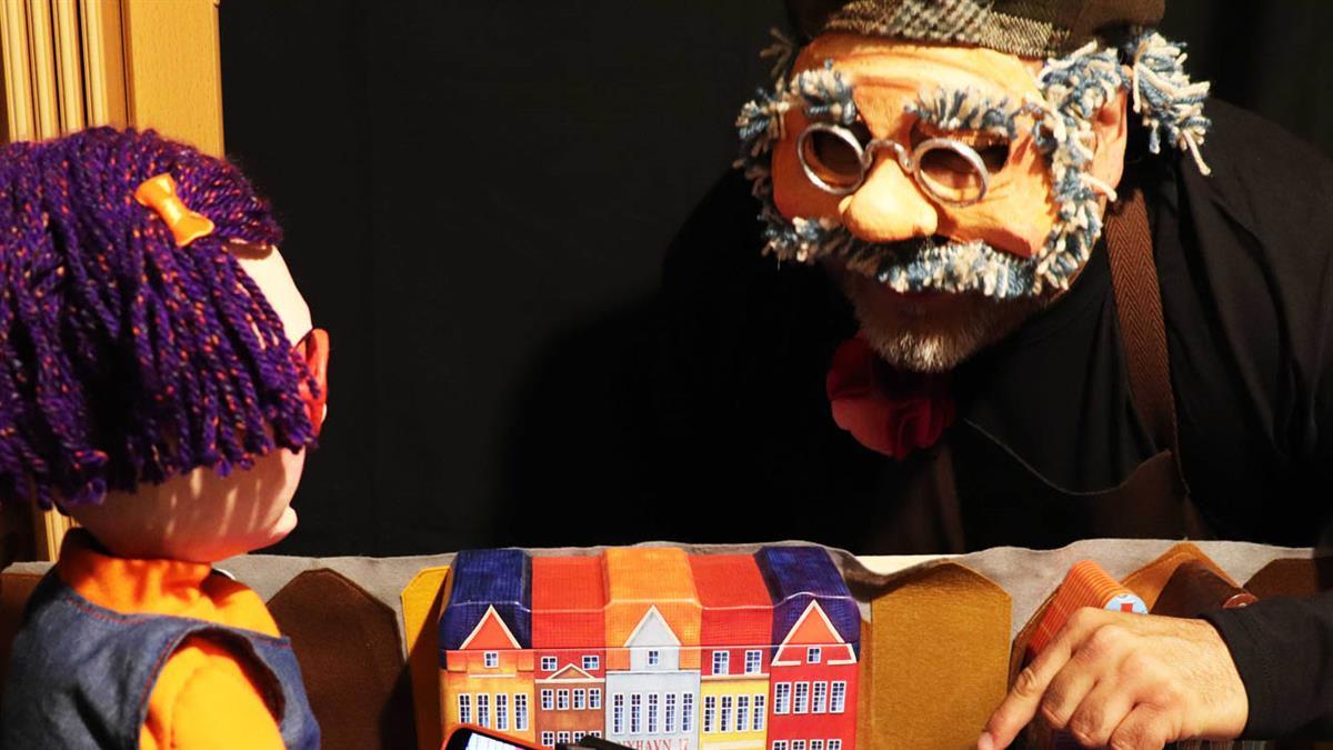 Los asistentes podrán aprender a elaborar muñecos articulados y marionetas de material reciclado