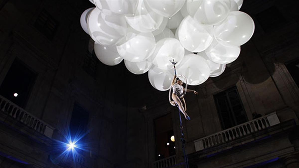 Espectáculos aéreos, roscón solidario e inauguración del belén municipal