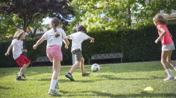 Títeres, literatura, teatro y otros encuentros completan la agenda estival