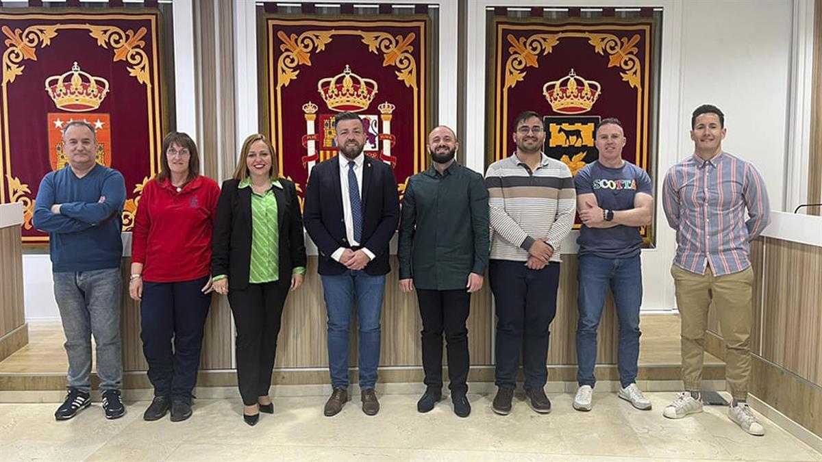 Firmado por todas las secciones tras aceptar las propuestas planteadas por el equipo de Gobierno