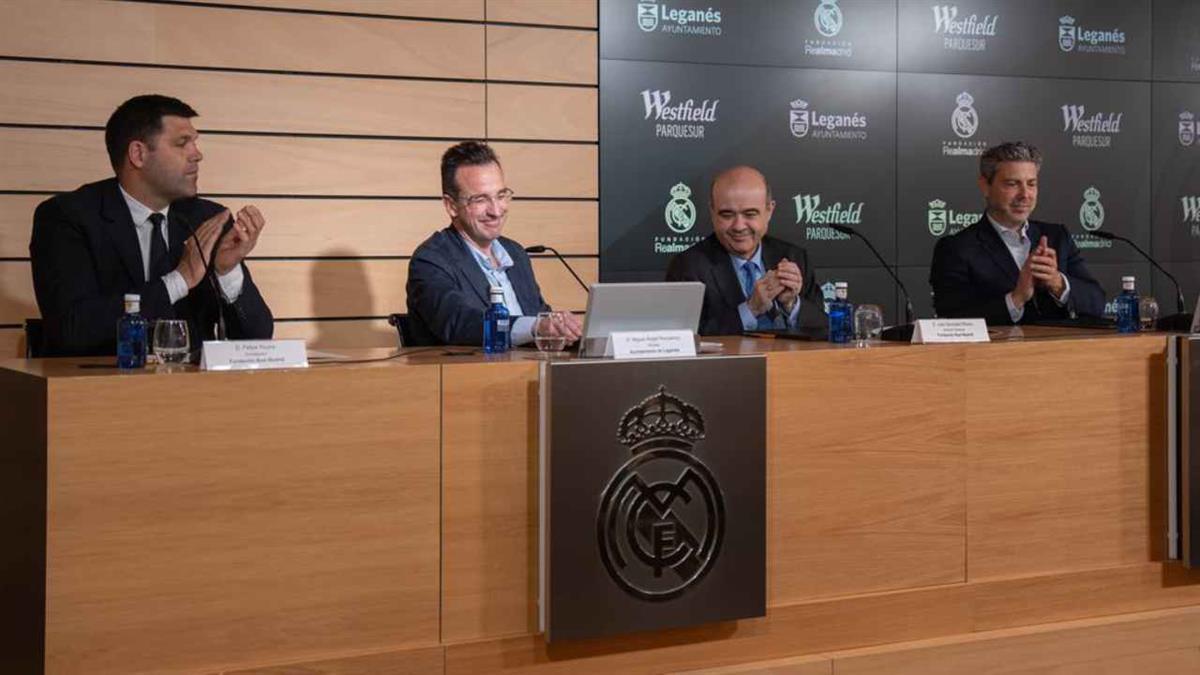 El consistorio, la Fundación Real Madrid y Westfield Parquesur impulsarán la Escuela Sociodeportiva de Baloncesto La Fortuna 