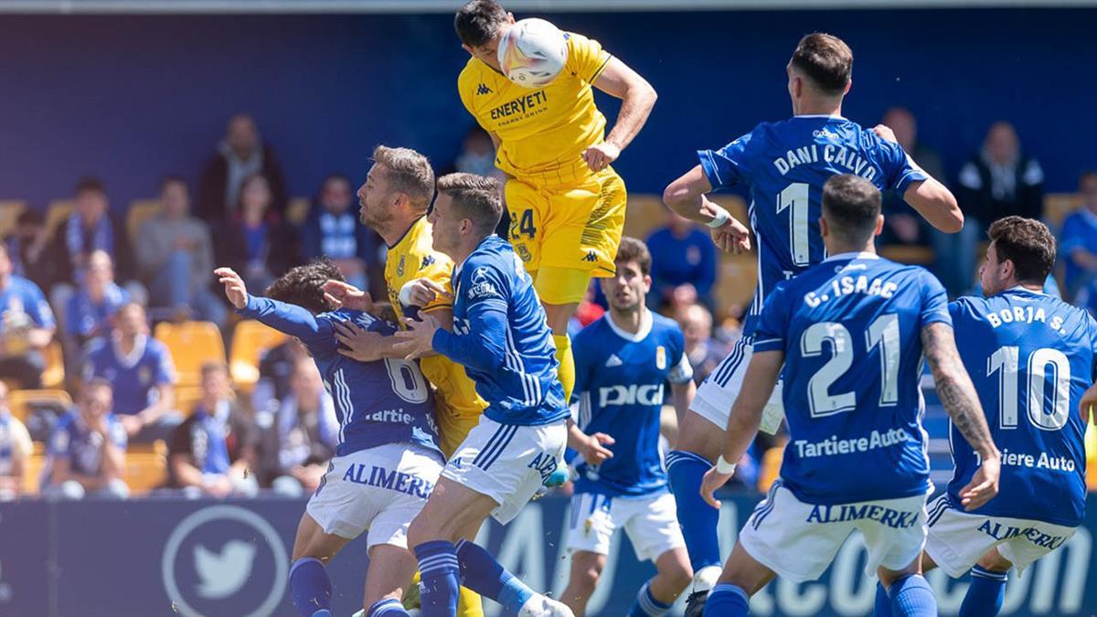 El equipo alfarero perdió frente al Real Oviedo en el encuentro disputado durante la jornada 37 de la Liga