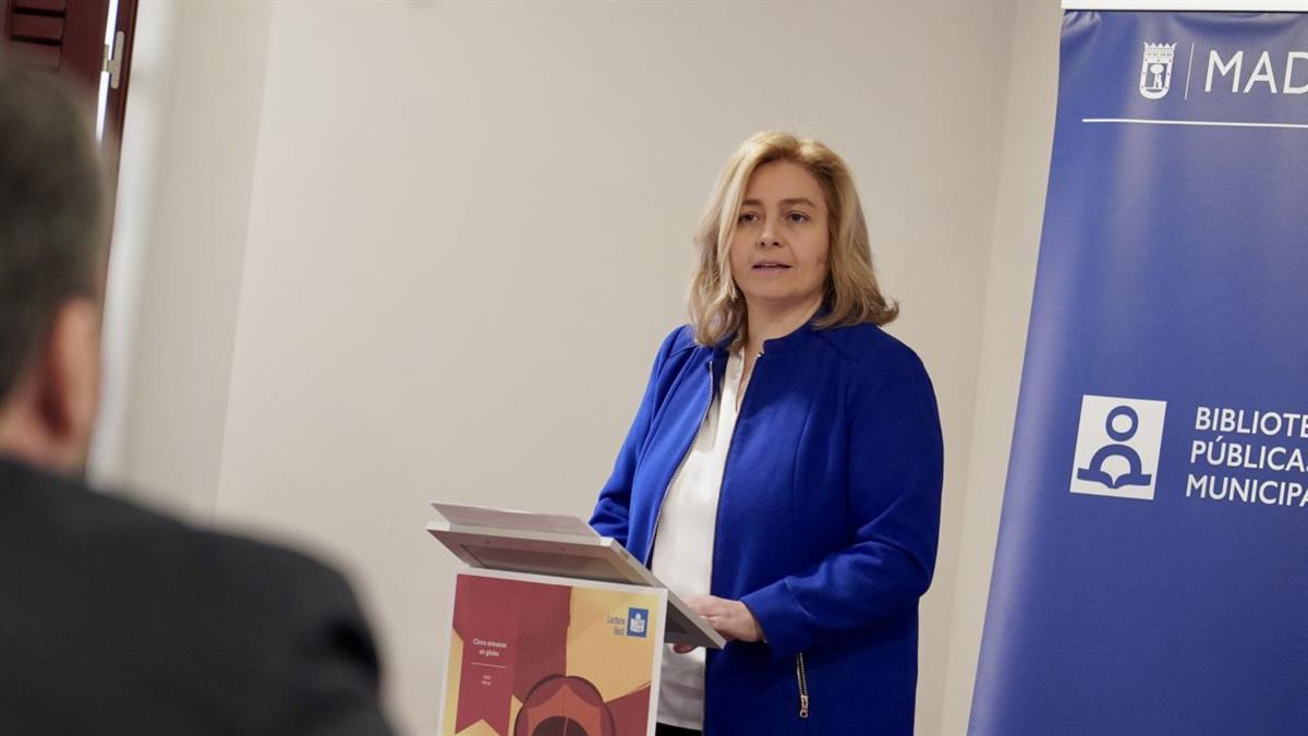 El Ayuntamiento adapta a lectura fácil del libro para conmemorar los 160 años de su publicación