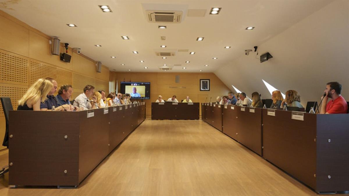 VOX y PSOE tumban la moción del Gobierno de Arganda