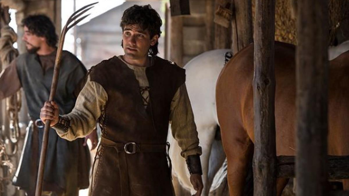 El actor comparte cartel junto a nombres como Juan Echanove, Carlos Bardem y Jaime Lorente